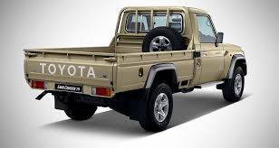 However, the seats are incredible comfortable, even if the interior doesn't feel much nicer than its toyota highlander sibling, which costs half the price. Toyota Land Cruiser 79 Single Cab