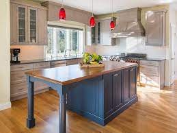 Contrasting Kitchen Island Davitt Design Build Contrasting Kitchen Island Kitchen Layout Kitchen Island