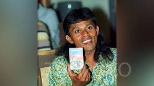 Penyanyi kumpulan iklim, saleem yang terlibat dalam kemalangan membabitkan motorsikal yang ditungganginya dan sebuah kereta minggu lalu, sudah mula menunjukkan respon positif. Doa Siti Nurhaliza Untuk Almarhum Saleem Iklim Seleb Tempo Co