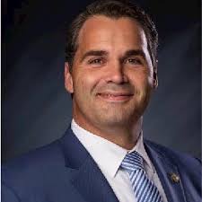 Welcome home Vice President Mike Pence, Congressman Greg Pence, oh and you… 