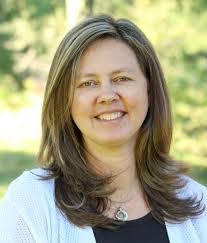 Kim Seiber's Instagram, Twitter & Facebook