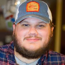 Eric Dearth's Instagram, Twitter & Facebook