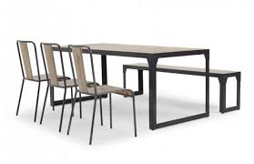 Put down your phones and tablets, because dinner is the perfect time to gather with family and friends. Best Dining Room Tables 8 Brabbu Design Forces