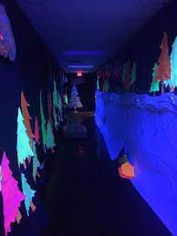 Glow In The Dark Hallway See Other Pictures Illustrating All The Scenes Replace Your Regular Light Bulbs With Black Lig Dark Hallway Glow In The Dark Hallway