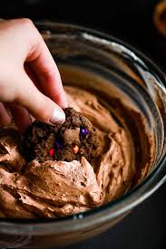 Kraft cool whip's first ingredient is water, followed by hydrogenated vegetable oil, high fructose corn syrup, corn syrup, and — finally — skim milk. Chocolate Cool Whip Frosting Melanie Makes