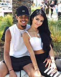 Trevejo, however, did not go to her secondary school. Malu Trevejo Boyfriend Parents Sister Bio Age Net Worth
