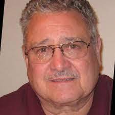 Larry Brattain's Instagram, Twitter & Facebook