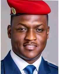 Which country has better manpower soldiers?