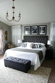 20 Cozy Bedroom Decorating Ideas For Couples Bedroom Bedroomdecor Bedroomideas Chic Master Bedroom Small Master Bedroom Master Bedrooms Decor