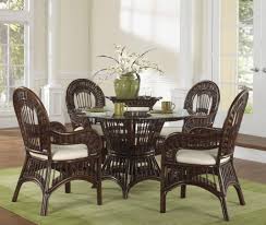 rattan dining chairs presenting modern