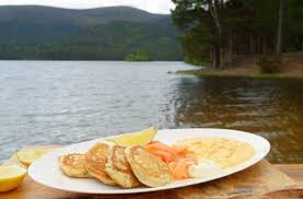 James Martin Dill Pancakes With Smoked Salmon And Scrambled Eggs On James Martin S Islands To Highlands Smoked Salmon James Martin Recipes James Martin