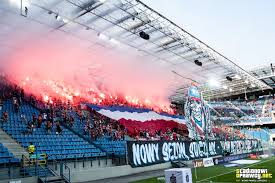 Śląsk wrocław steht auf dem achten platz der ewigen tabelle der ekstraklasa. Ultras ð•³ Account Of On Twitter Wisla Krakow Slask Wroclaw 29 08 20 Nunca Defraudan