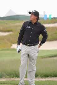 According to sources earning of phil in a year is about $60 million. Phil Mickelson Wikipedia