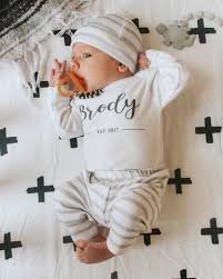 Personalized Coming Home Outfit For Baby Boy So Cute With The Name And Established For The Year Grey And White Frenc Baby Boy Outfits Boy Outfits Baby Boy