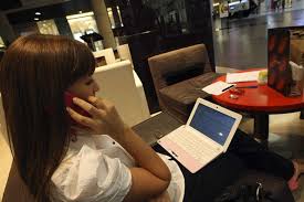 These useful gifts and gadgets from retailers like amazon and etsy include gift ideas like bluetooth speakers, veggie grow lamps, and breathable masks. Online Shoppers To Spend Rs 22 000 Cr On Valentine S Day Gifts Survey The Financial Express