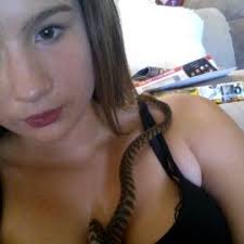 Shannon Ebert (shazza1998)