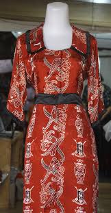 Baju dress batik menjadi hits dikalangan anak muda. 10 Ide Model Baju Batik Kalimantan Tengah Maria Space