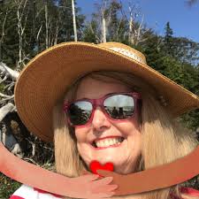 U.S. Sailors conduct flight operations