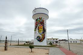 Em milímetros de mercúrio (mm hg) em hectopascal (hpa) / milibares. Obras De Bordalo Ii Em Faro Alertam Para Preservacao De Cavalos Marinhos Da Ria Formosa Arte Publico