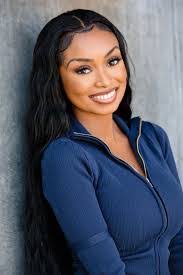 Desiree Mitchell's Instagram, Twitter & Facebook