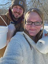 Is custard and cakes creamery open?