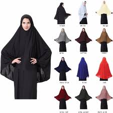O hijab e a burqa são os dois vestidos modestos que a cultura islâmica insiste para a mulher usar. 2021 Muslim Black Face Cover Niqab Burqa Bonnet Islamic Khimar Clothes Long Hijab Loop Scarf Women Headscarf Abaya Robes Kimono Arab From Yuanbai 14 68 Dhgate Com