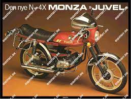 1976, med lidt ekstraudstyr og en del krom. Puch Monza N 4x Juvel 1979 Plakat Old Stuff