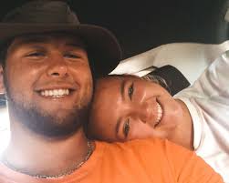 Caitlin Christmas and Hunter Powers's Wedding Website