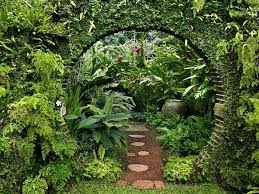 Moon Gate In Brief Garden Near Bentota Sri Lanka Garden Archway Beautiful Gardens Shade Garden Design