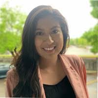 Lesley Hernandez's Instagram, Twitter & Facebook