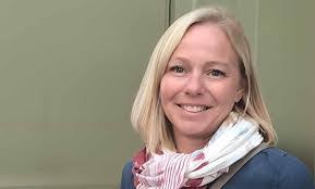 Amanda Knepper's Instagram, Twitter & Facebook