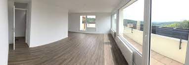 Finde 5 angebote für 4 zimmer wohnung stuttgart provisionsfrei mieten zu bestpreisen, die günstigsten immobilien zu miete ab € 1.050. 4 Zimmer Wohnung Zu Vermieten Sprollstrasse 95 70597 Stuttgart Hoffeld Mapio Net