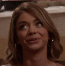 How did you feel about Haley's short hair in Seasons 7 and 8? :  r/Modern_Family