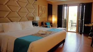 Henann regency resort & spa (#a548) station 2, beachfront, barangay balabag, boracay island malay, aklan, philippines 5608 resort telephone number: Hotel Review Boracay Henann Regency Resort And Spa Out Of Town Blog