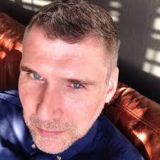 Darren Scully 🇺🇦🏳️‍🌈 (@scully_darren)