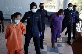 Sahaja aku sembahyang fardhu zohor empat rakaat (*) kerana allah ta'ala. Reman Suami Isteri Dipercayai Mendera Disambung Seminggu Lagi