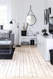Salon noir et blanc les meilleures idees pour votre interieur. Le Blanc Et Le Noir Subliment Le Bois Dans La Deco Floriane Lemarie