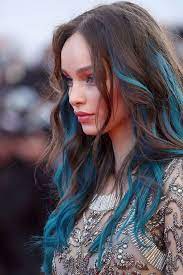 Hayat Toprak Adli Kullanicinin Sac Hair Style Hair Colour Panosundaki Pin Balyaj Mavi Sac Renkleri Uzun Sac