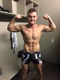 Get ufc fight results and career results information at fox sports. Dana White Tuesday Contender Series Competitor Ian Heinisch Says It S Hurricane Season On July 31