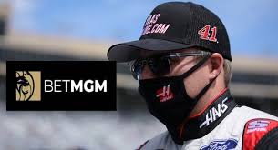 The following is a list of drivers who are currently competing in a series sanctioned by the national association for stock car auto racing (nascar). L8wulm64slj Um