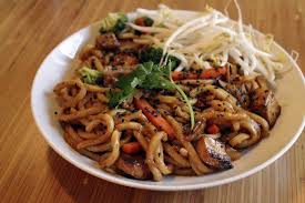 Spicy Sesame Noodles Peta Recipe Vegan Meal Plans Recipes Japanese Pan Noodles