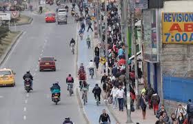 El plan de lucha es contra el ajuste laboral, la reforma fiscal y la afección de los haberes de los jubilados. Asi Se Vive El Paro Nacional De Transportadores En Bogota