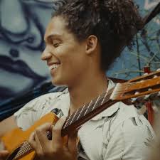 TBT Sempre Feliz Se não assistiu ainda assista clicando no link na Bio, ou  digitando no YouTube assim: Gerson Marques Sempre Feliz Filme: Direção: @ eric.andrada Roteiro: @eric.andrada @_gersonmarques_ Casting: @boniar.ink  Produção Executiva: @