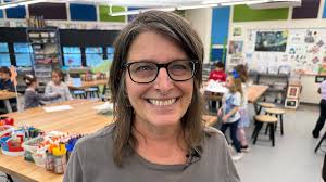 Volusia art teacher's lessons include math and science