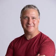 Ewan Johnson (@_ewanj)