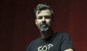 Jordi évole presenta el documental 'eso que tú me das' en el ciclo 'la buena estrella'. Eso Que Tu Me Das Jordi Evole Mostrara La Ultima Entrevista De Pau Dones En El Documental Eso Que Tu Me Das Cine Y Television Los40