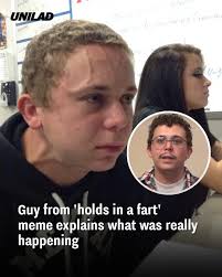 There's much more behind the iconic photo 😲😅