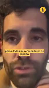 Una nota más a nuestro querido Mark Tacher. Los periodistas le felicitaron  por su personaje de Leonardo en Los Hiløs del Pasadø... Que alegría saber  que logro su objetivo 👏👏 🎥 Gracias