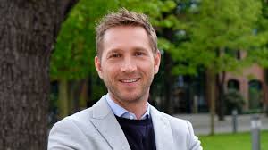 Das wort beginnt mit m und hat 5 buchstaben. Alexander Greiner Ist Der Neue Bei Zibb Im Rbb Fernsehen Rbb