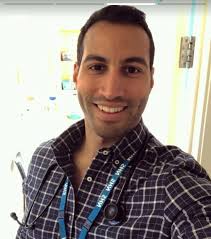 So the Tinder Swindler is in Reykjavík, Iceland. ..That Tinder text! 😂😂😂  The newspapers in Iceland are warning women to stay away from him. yeah, I  think i'll pass. 😂